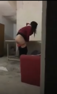 Insaata attığı kiza bir kere memelerini göster sana 2000