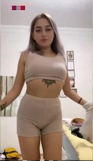 s*xy hatun vü*udunu ser*iliyor